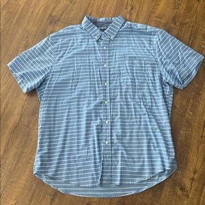 Men’s Crown & Ivy button down
